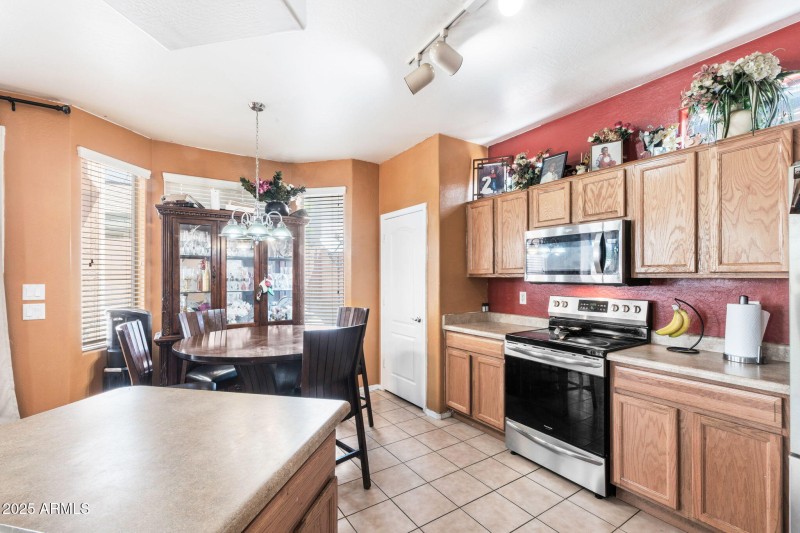 009___9904 E Elena Ave