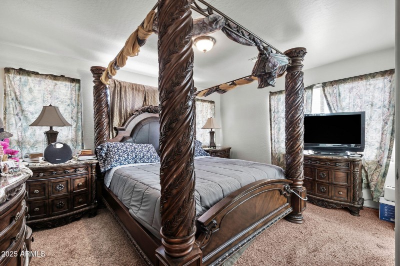 012___9904 E Elena Ave