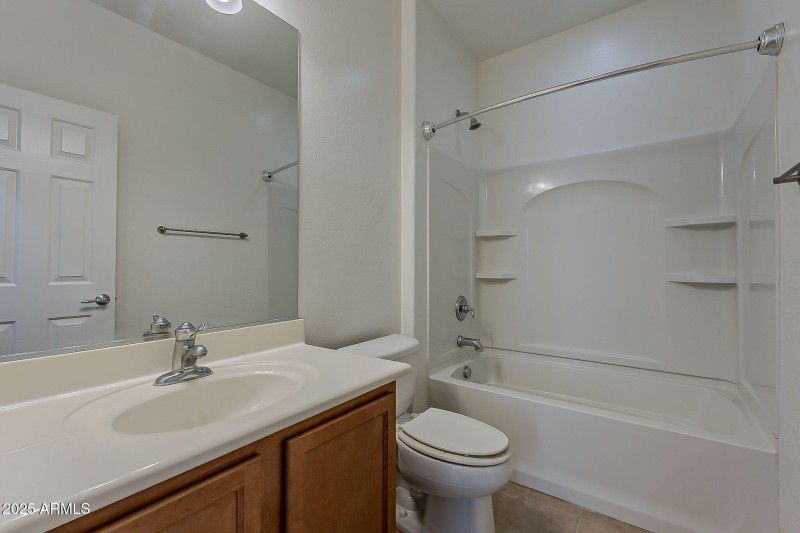 43-web-or-mls-Candlewood-43