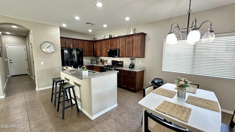 71F65218-3664-44E1-9581-C16D1C751231_1_2