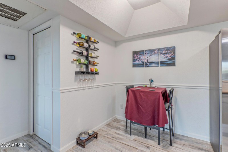 1720 East Thunderbird Road-large-009-036