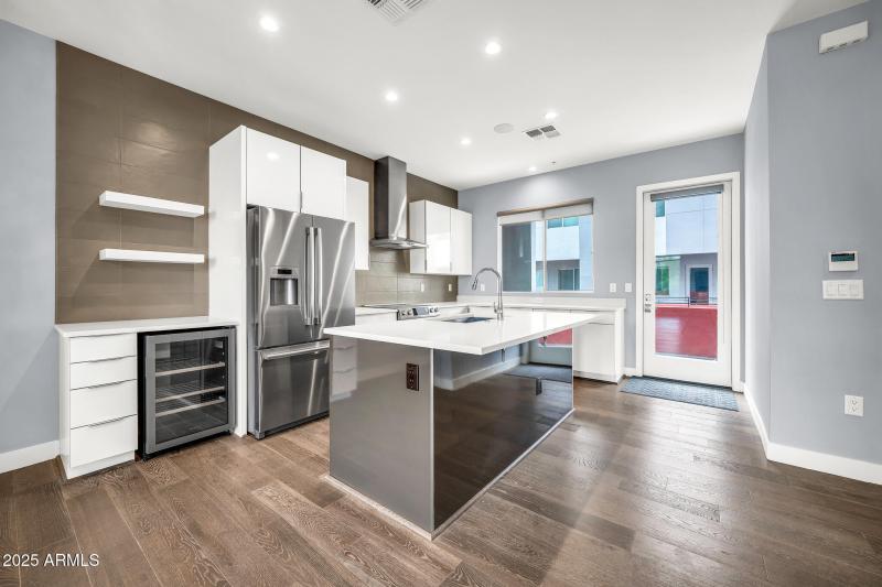 16510 N 92nd St-17_(2048)