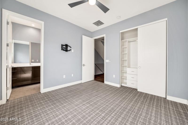 16510 N 92nd St-32_(2048)