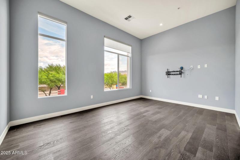 16510 N 92nd St-37_(2048)