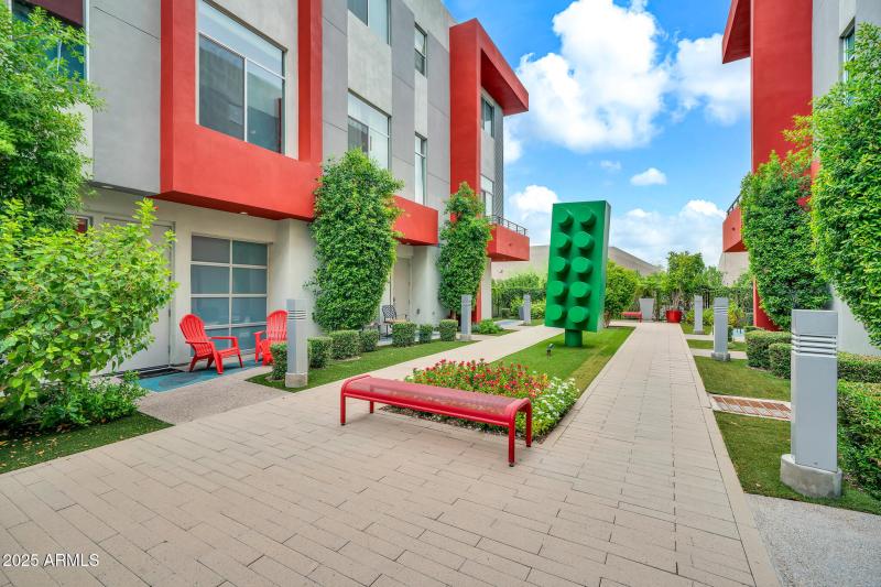 16510 N 92nd St Community-3_(2048)