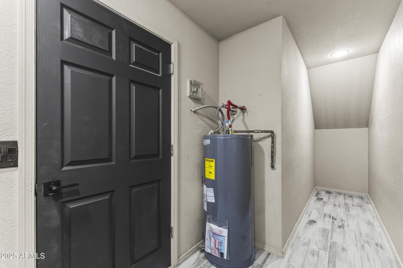 Pantry/ Laundry Room