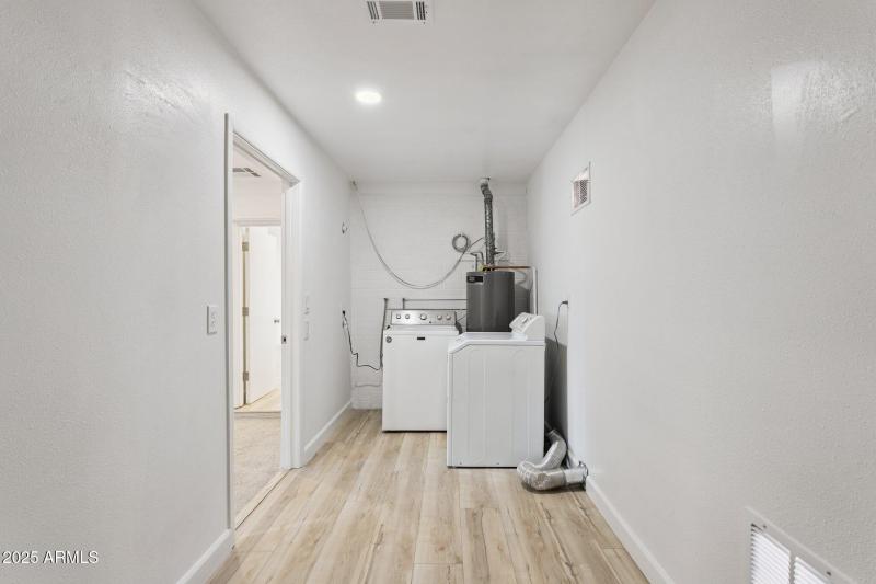 34-web-or-mls-18045-n-20th-ln