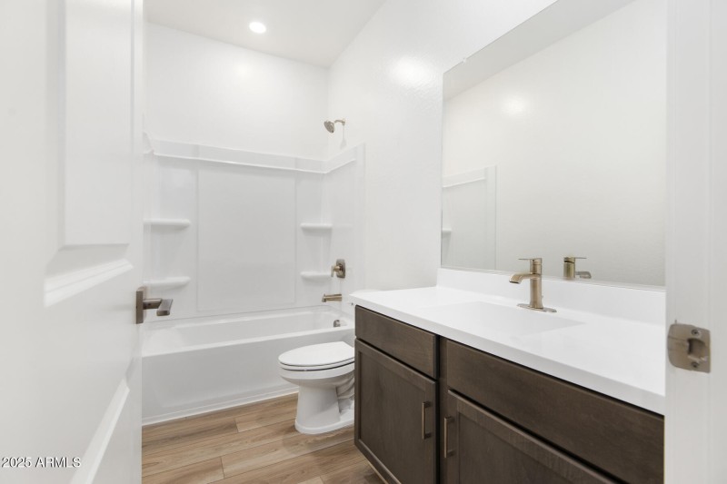 Southwest_Amado_L_011