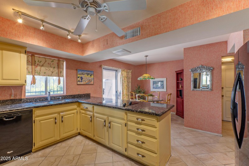 Kitchen open to sunning eating area