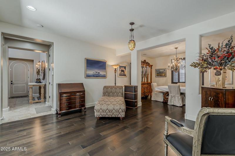 13-web-or-mls-Windsor-13