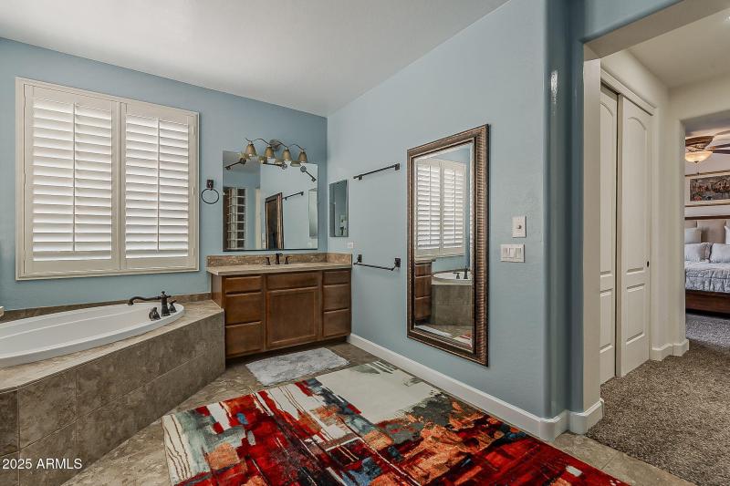 53-web-or-mls-Windsor-53