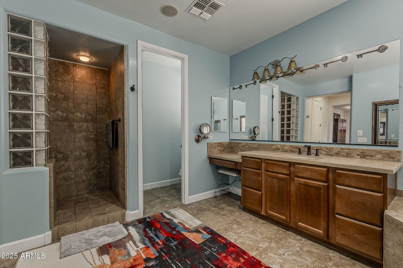 56-web-or-mls-Windsor-56