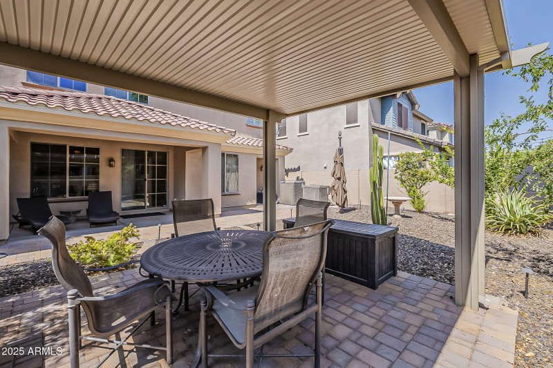 63-web-or-mls-Windsor-63