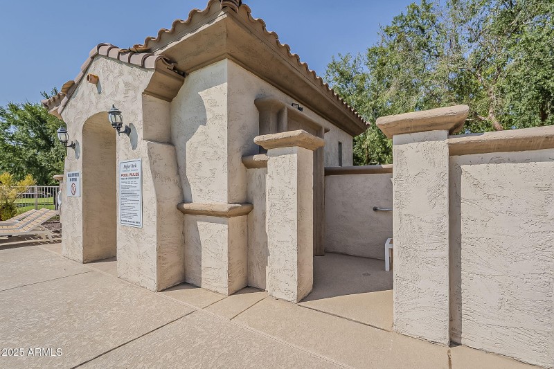 71-web-or-mls-Windsor Community-4