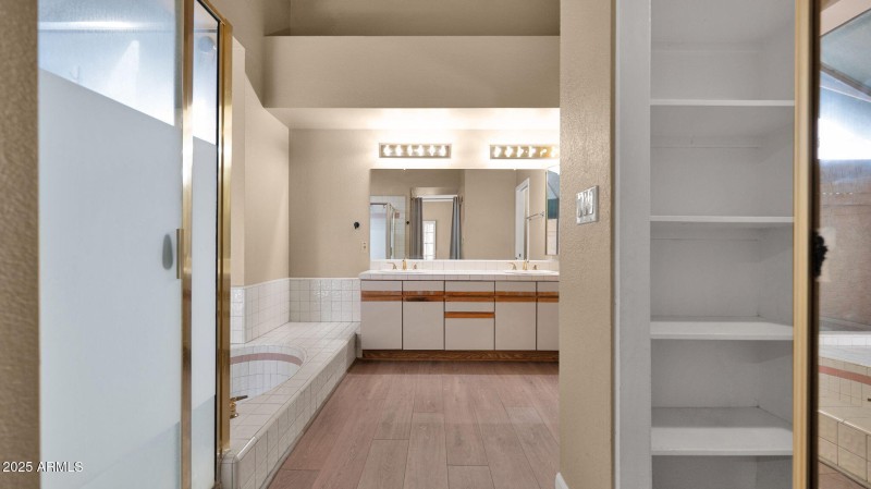 26-web-or-mls-P1119531