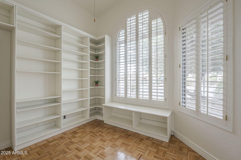 43-web-or-mls-Taro-43