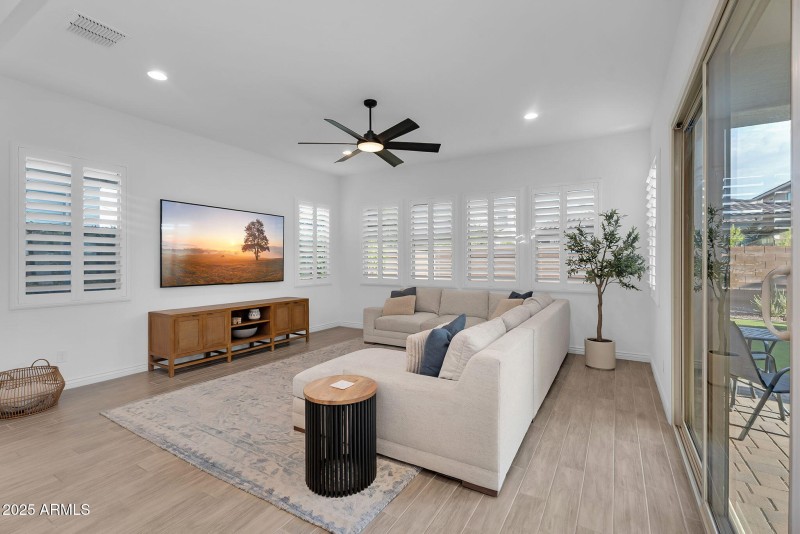 11-web-or-mls-Mayberry-11