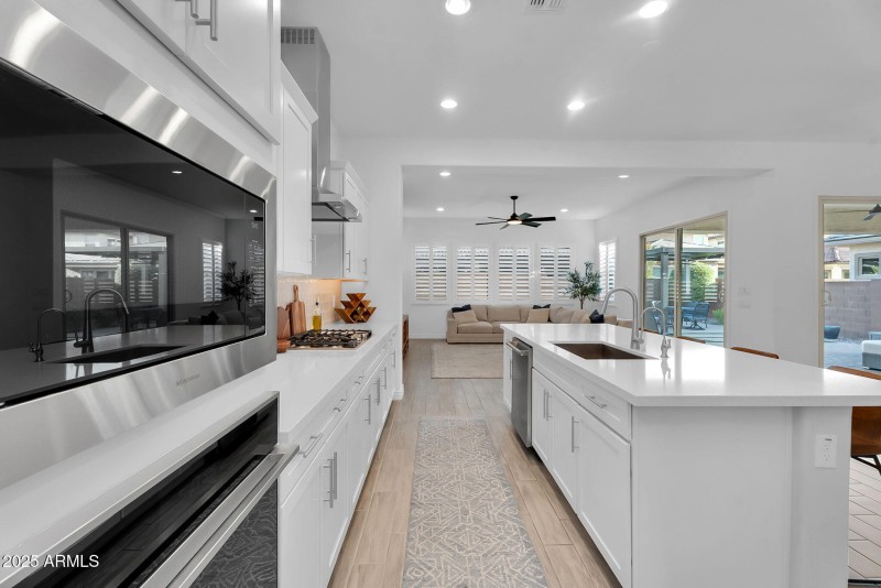 24-web-or-mls-Mayberry-19