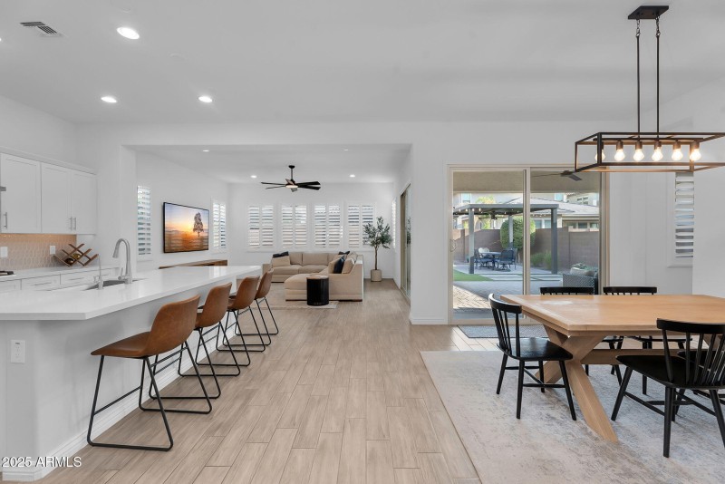 31-web-or-mls-Mayberry-26