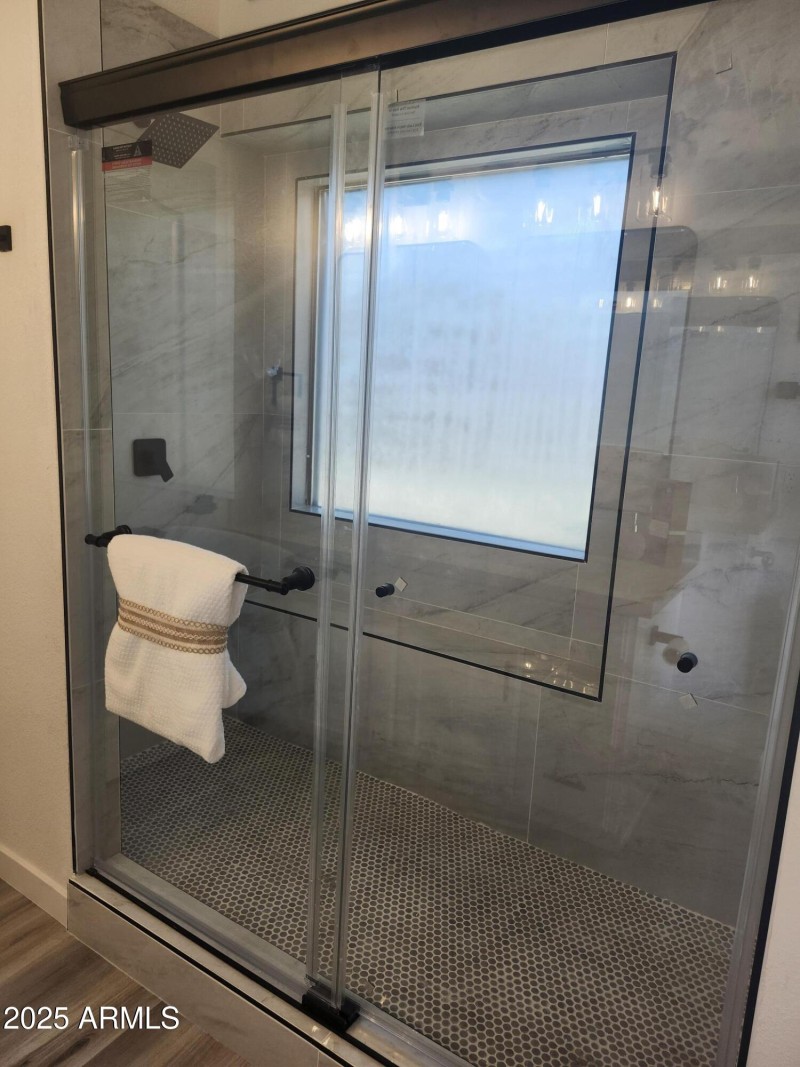 MSTR WALK-IN SHOWER