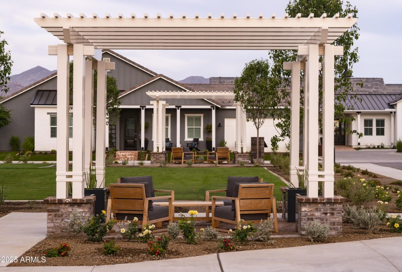 SterlingGrove_Park_Gazebo_3525_conversio