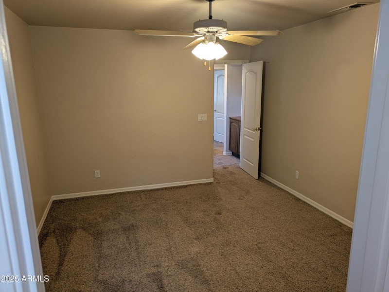 PXL_20250715_231953735