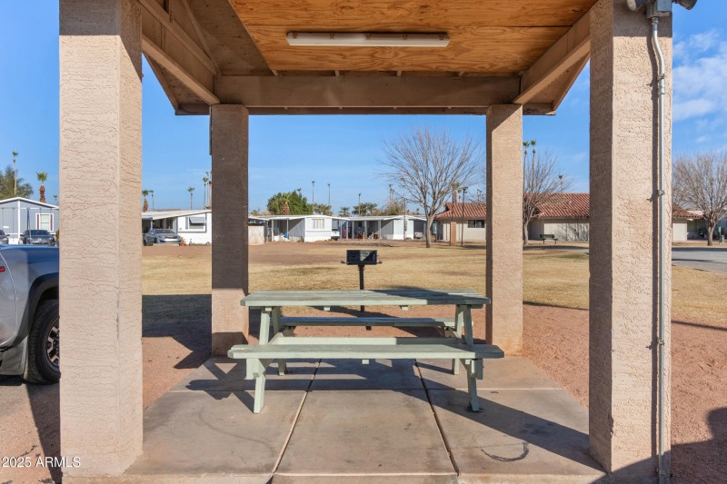 39_38_34_38_img_4378