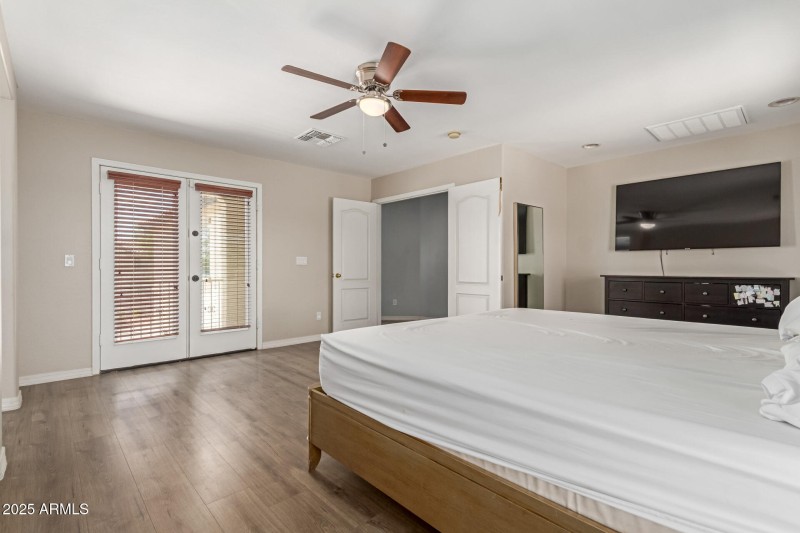 Primary Suite w/Balcony Access