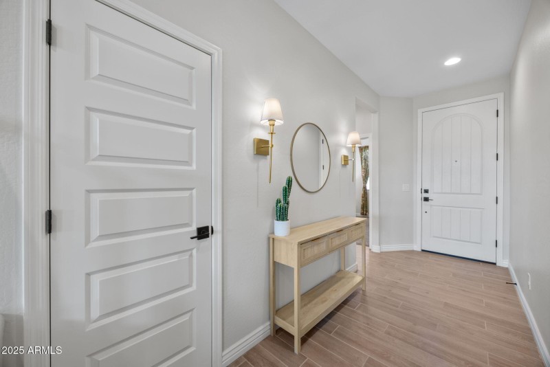 4-web-or-mls-11716-n-168th-dr