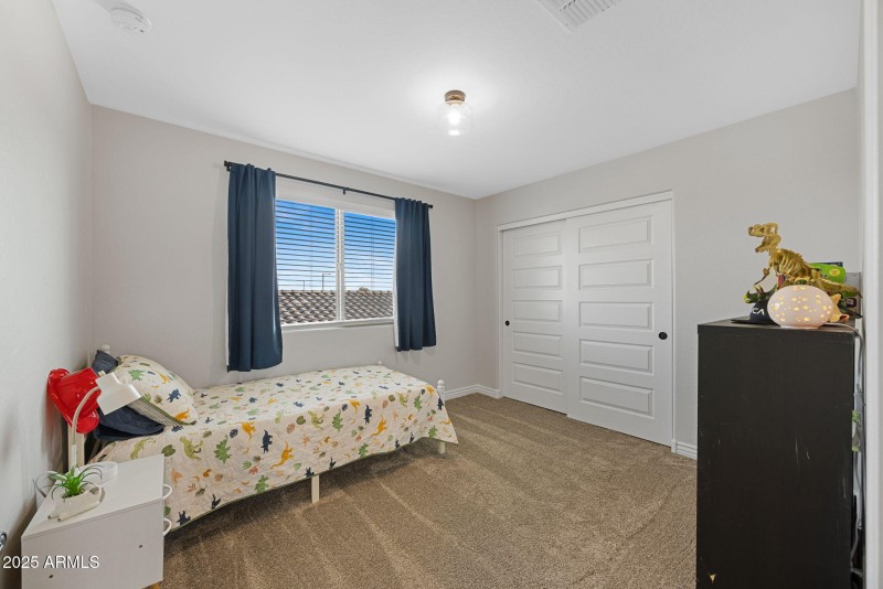 32-web-or-mls-11716-n-168th-dr