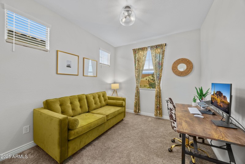 30-web-or-mls-11716-n-168th-dr