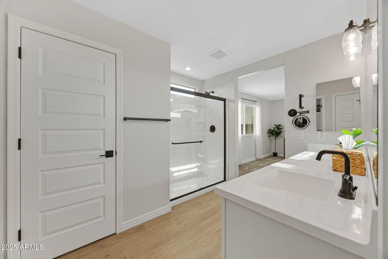 28-web-or-mls-11716-n-168th-dr