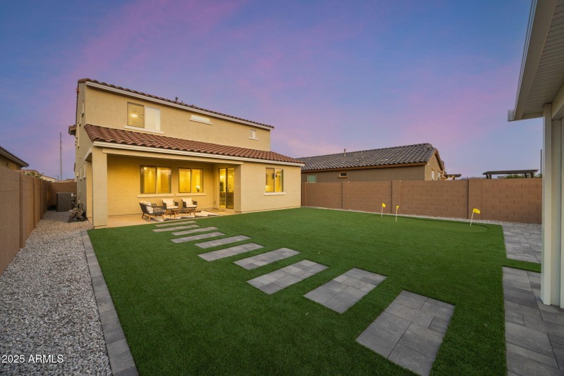 51-web-or-mls-11716-n-168th-dr