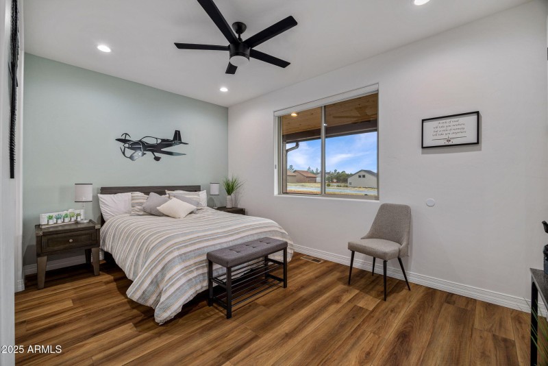 2344HellcatCir-Overgaard-AZ-18