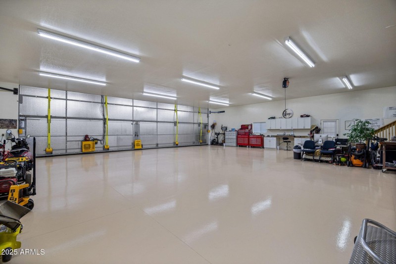 2344HellcatCir-Overgaard-AZ-34