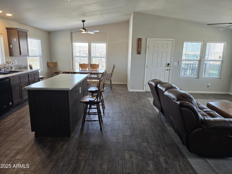 Mesquite Avenue - Kitchen 2