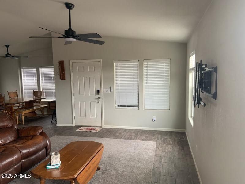 Mesquite Avenue - Great Room 4