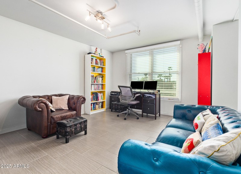 Studio 2025 Edits--17