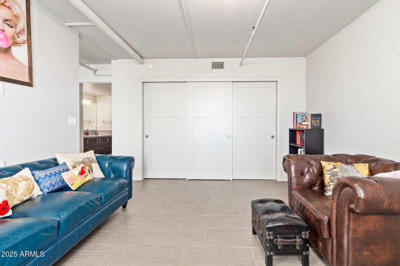 Studio 2025 Edits--22