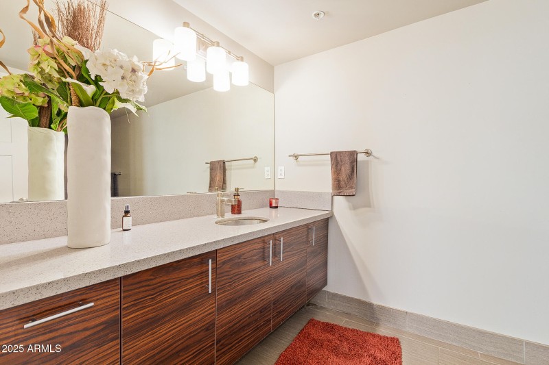 Studio 2025 Edits--14