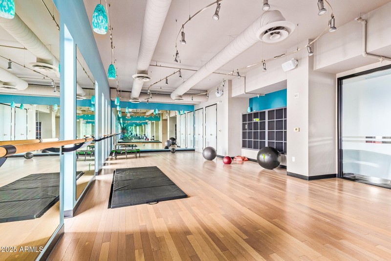 Studio 2025 Edits--28