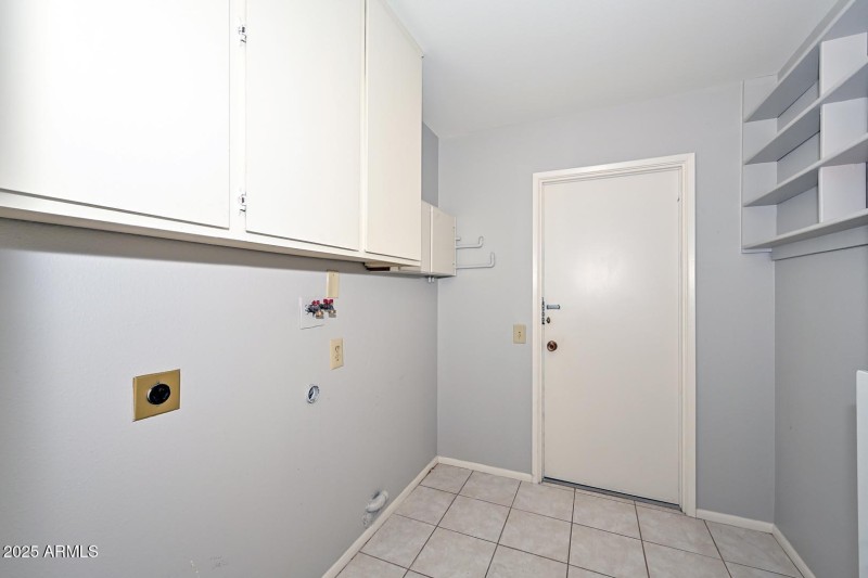 Laundry Room2