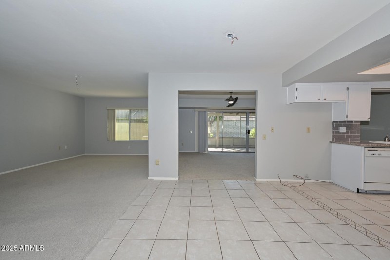 Breakfast Room-Family Room