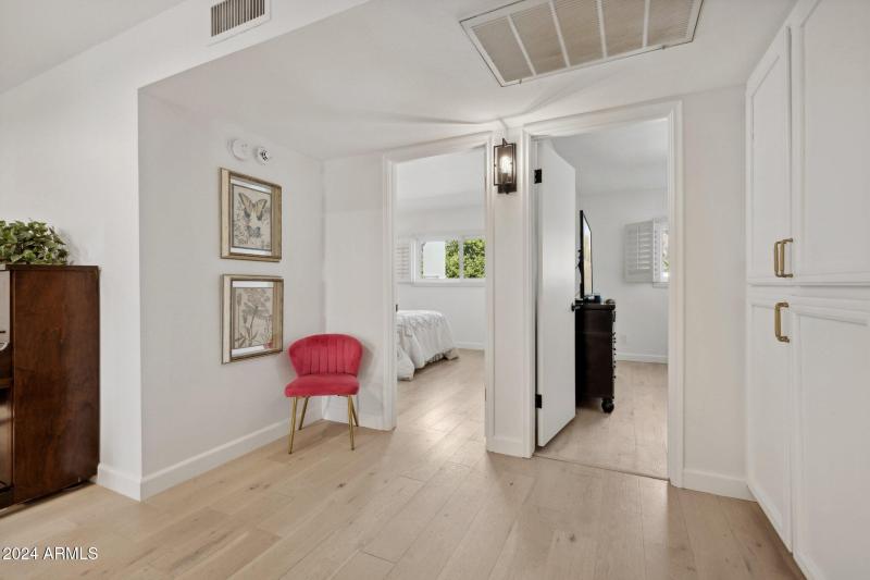 Secondary Bedroom Foyer