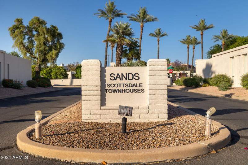 Entry to Sands North