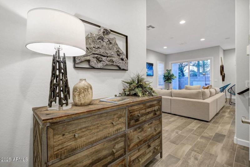 20200827210801845111000000-o