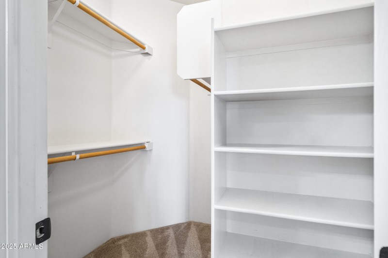 Walkin closet in master