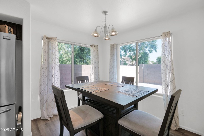 15-web-or-mls-P1246560