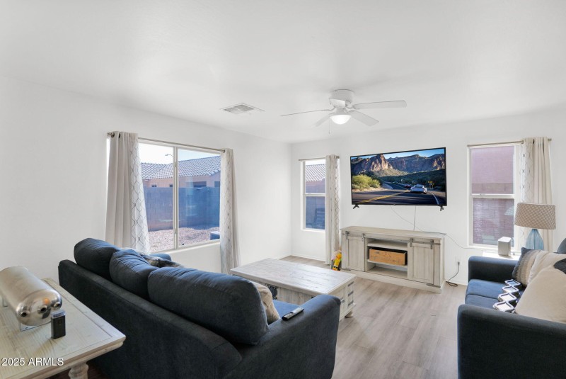 20-web-or-mls-P1246569