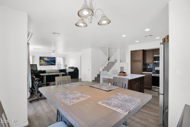 27-web-or-mls-P1246581